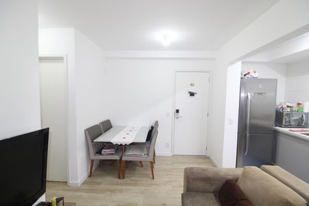 Apartamento à venda com 55m², 2 quartos e 1 vagaSala / Cozinha