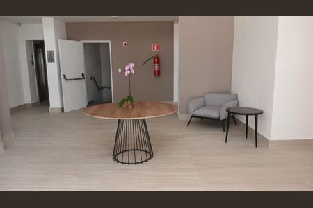 Apartamento para alugar com 81m², 3 quartos e 2 vagasFoto 01