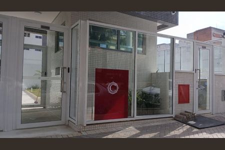 Apartamento para alugar com 81m², 3 quartos e 2 vagasFoto 01