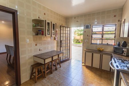 Casa à venda com 360m², 6 quartos e 5 vagasCozinha