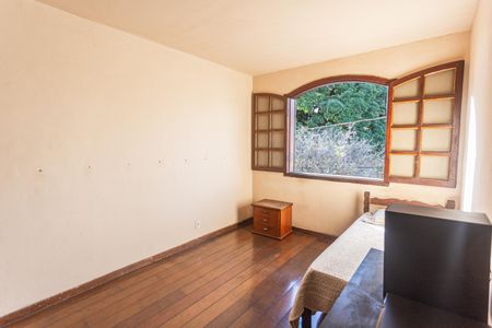 Casa à venda com 360m², 6 quartos e 5 vagasQuarto 2 no 2° Pavimento