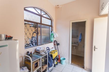 Casa à venda com 360m², 6 quartos e 5 vagasQuarto de Serviço