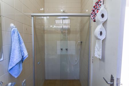 Casa à venda com 360m², 6 quartos e 5 vagasBanheiro de Serviço