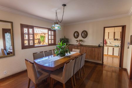 Casa à venda com 360m², 6 quartos e 5 vagasCopa