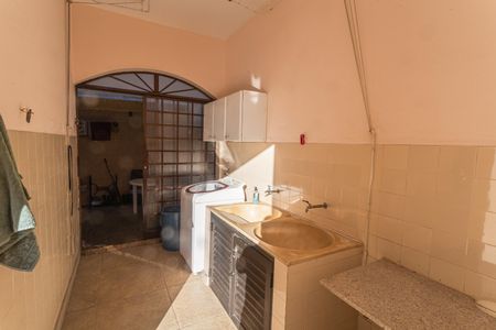 Casa à venda com 360m², 6 quartos e 5 vagasÁrea de Serviço