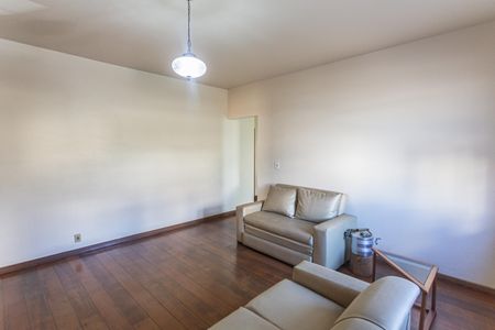 Casa à venda com 360m², 6 quartos e 5 vagasSala 3 no 2° Pavimento