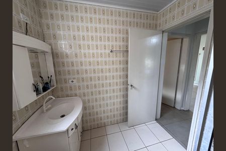 Apartamento para alugar com 72m², 2 quartos e sem vaga Apartamento para alugar com 72m², 2 quartos e sem vagaBanheiro