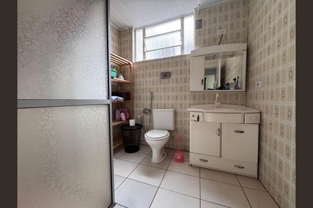 Apartamento para alugar com 72m², 2 quartos e sem vaga Apartamento para alugar com 72m², 2 quartos e sem vagaBanheiro