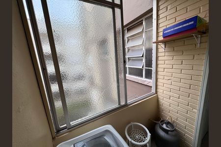 Apartamento para alugar com 72m², 2 quartos e sem vaga Apartamento para alugar com 72m², 2 quartos e sem vagaÁrea de Serviço