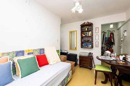 Apartamento à venda com 38m², 1 quarto e sem vagaSala