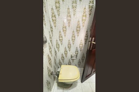 Casa à venda com 112m², 3 quartos e 1 vagaBanheiro 2