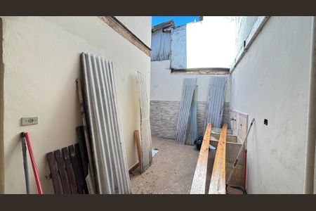 Casa à venda com 112m², 3 quartos e 1 vagaÁrea de Serviço - Quintal