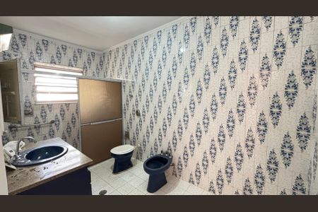 Casa à venda com 112m², 3 quartos e 1 vagaBanheiro