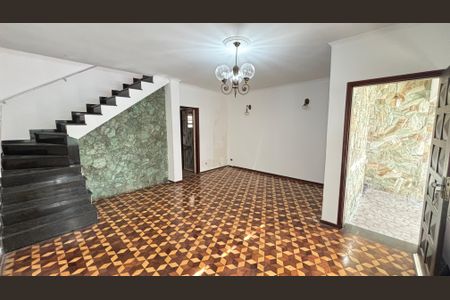 Casa à venda com 112m², 3 quartos e 1 vagaSala