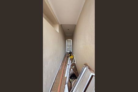 Casa à venda com 112m², 3 quartos e 1 vagaÁrea de Serviço - Quintal