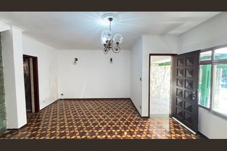 Casa à venda com 112m², 3 quartos e 1 vagaSala