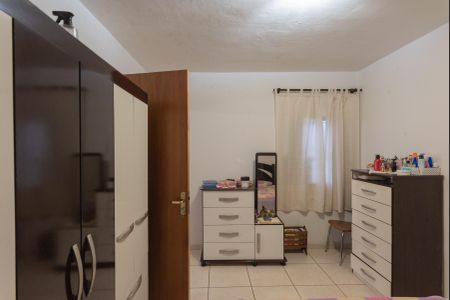 Casa à venda com 250m², 2 quartos e 2 vagasCasa 2- Quarto 1