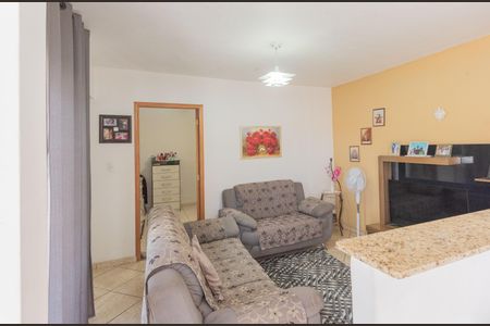 Casa à venda com 250m², 2 quartos e 2 vagasCasa 2- Sala