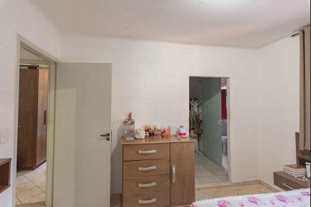 Casa à venda com 250m², 2 quartos e 2 vagasSuíte