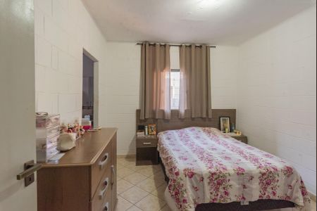 Casa à venda com 250m², 2 quartos e 2 vagasSuíte
