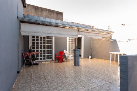 Casa à venda com 250m², 2 quartos e 2 vagasCasa 2- Área Comum