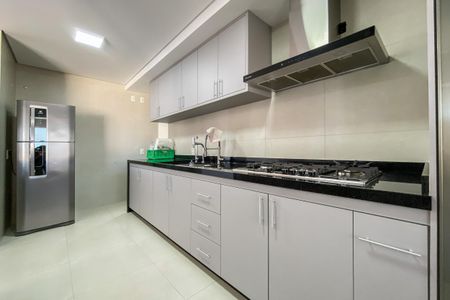 Apartamento à venda com 170m², 3 quartos e 2 vagasCozinha