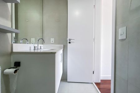 Apartamento à venda com 170m², 3 quartos e 2 vagasBanheiro 3