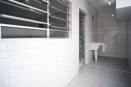 Casa à venda com 143m², 4 quartos e 1 vagaÁrea de Serviço