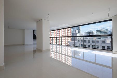 Apartamento à venda com 177m², 3 quartos e 2 vagas Apartamento à venda com 177m², 3 quartos e 2 vagasSala