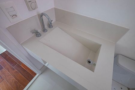 Apartamento à venda com 177m², 3 quartos e 2 vagas Apartamento à venda com 177m², 3 quartos e 2 vagasSuíte 3 - Banheiro