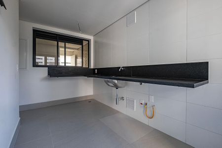 Apartamento à venda com 177m², 3 quartos e 2 vagas Apartamento à venda com 177m², 3 quartos e 2 vagasÁrea de Serviço