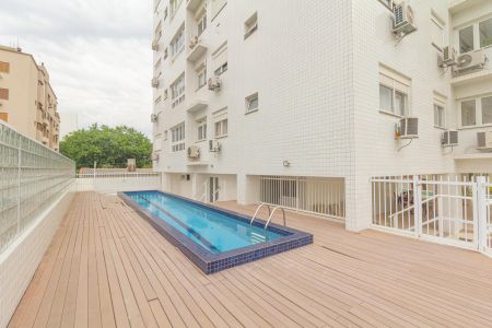 Apartamento para alugar com 128m², 3 quartos e 2 vagas Apartamento para alugar com 128m², 3 quartos e 2 vagasÁrea comum - Piscina