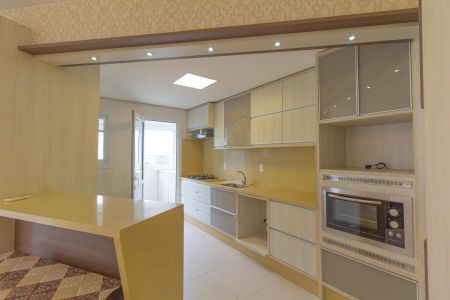 Apartamento para alugar com 128m², 3 quartos e 2 vagas Apartamento para alugar com 128m², 3 quartos e 2 vagasCozinha
