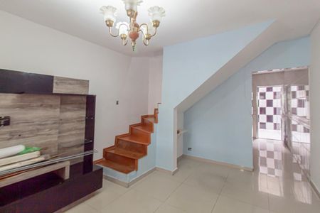 Casa para alugar com 158m², 2 quartos e 1 vaga Casa para alugar com 158m², 2 quartos e 1 vagaSala