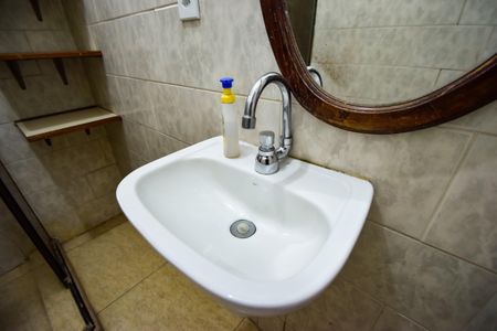 Casa de condomínio à venda com 324m², 3 quartos e sem vagaBanheiro (2º Andar)