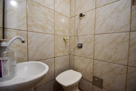 Casa de condomínio à venda com 324m², 3 quartos e sem vagaBanheiro