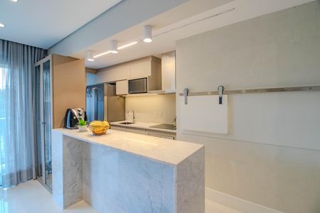 Apartamento à venda com 74m², 1 quarto e 1 vagaCozinha e Área de Serviço