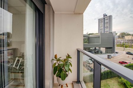 Apartamento à venda com 74m², 1 quarto e 1 vagaSuíte - Varanda