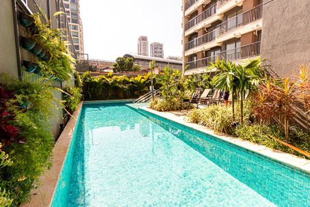 Studio à venda com 25m², 1 quarto e sem vagaÁrea comum - Piscina