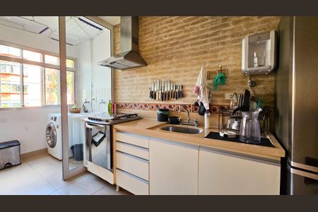 Apartamento à venda com 116m², 2 quartos e 2 vagasCozinha