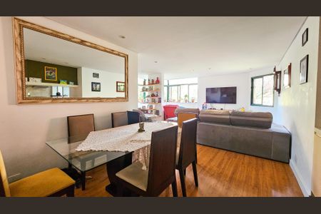 Apartamento à venda com 116m², 2 quartos e 2 vagasSala