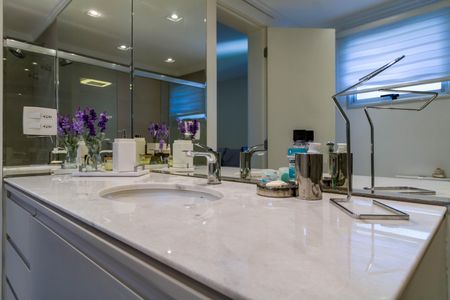 Apartamento à venda com 314m², 3 quartos e 4 vagasBanheiro da Suíte 3