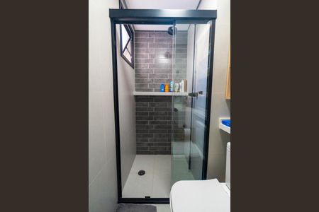 Apartamento à venda com 70m², 2 quartos e 1 vaga Apartamento à venda com 70m², 2 quartos e 1 vagaBanheiro Social