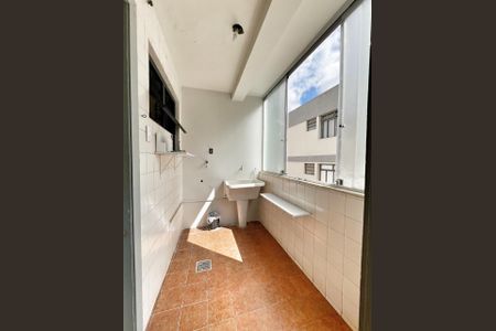 Apartamento à venda com 87m², 3 quartos e 1 vagaÁrea de Serviço