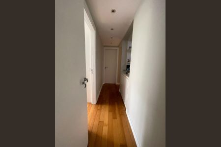 Apartamento à venda com 192m², 3 quartos e 3 vagasFoto 01