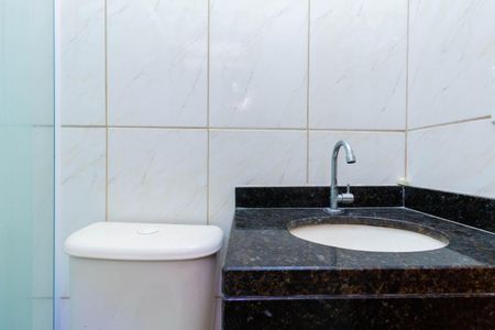 Casa de condomínio para alugar com 36m², 1 quarto e sem vagaBanheiro