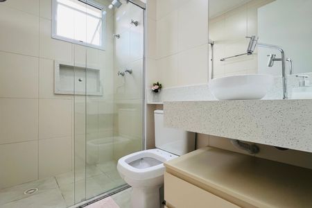 Apartamento à venda com 122m², 3 quartos e 2 vagasBanheiro da Suíte