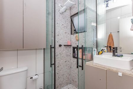 Casa à venda com 110m², 3 quartos e 2 vagasBanheiro da Suíte