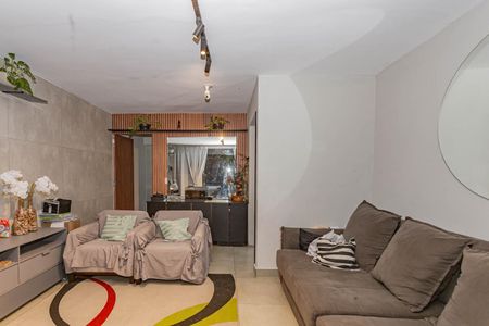Casa à venda com 110m², 3 quartos e 2 vagasSala
