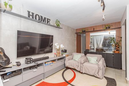 Casa à venda com 110m², 3 quartos e 2 vagasSala